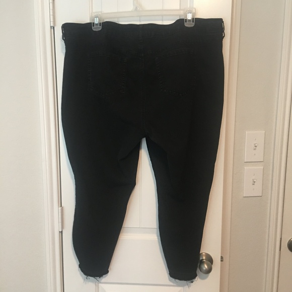 Torrid Distressed Jeans, sz 24R, Black Denim - Picture 10 of 15